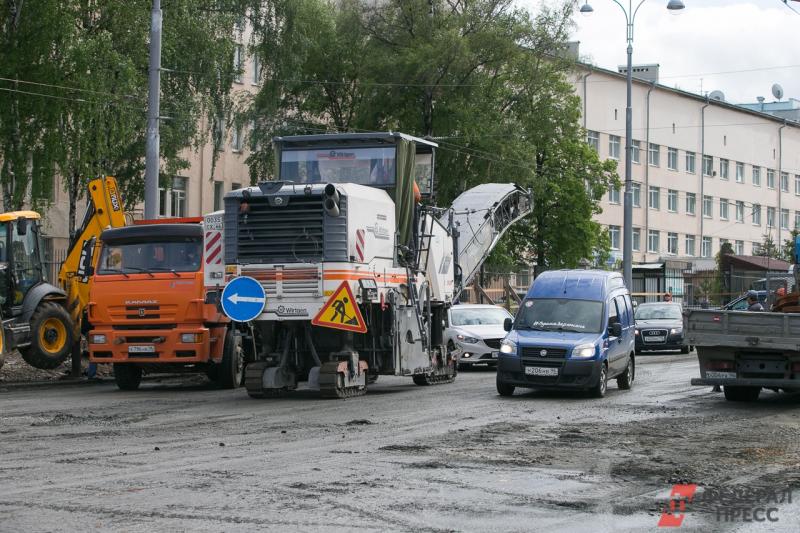 Администрация Екатеринбурга заплатит 266 миллионов за ремонт дорог