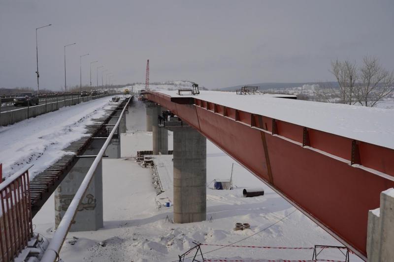 Строители закончили один из этапов строительства моста через Сок