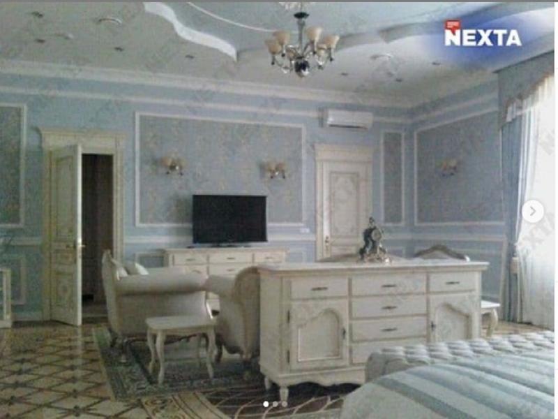 Nexta опубликовал фотографии комнаты Коли Лукашенко в минском Дворце независимости