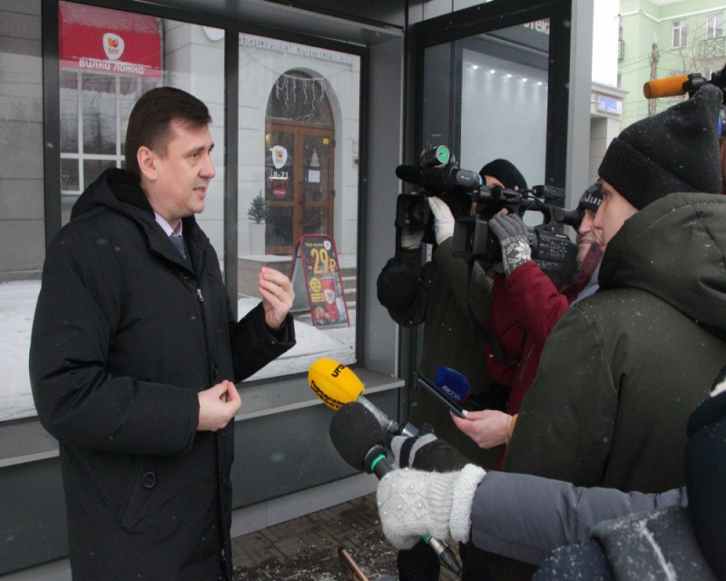 Суд в Челябинске не стал менять меру пресечения вице-мэру Олегу Извекову