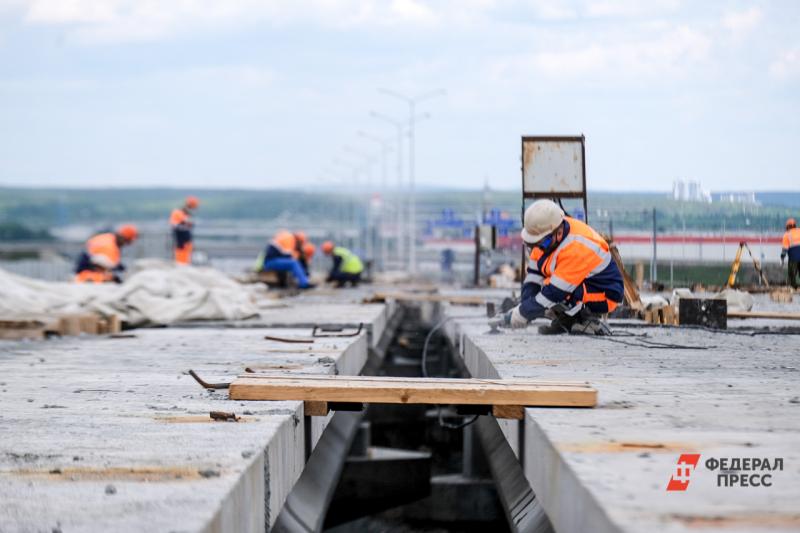 Блюхеровский мост будет закрыт с 1 мая по 31 августа