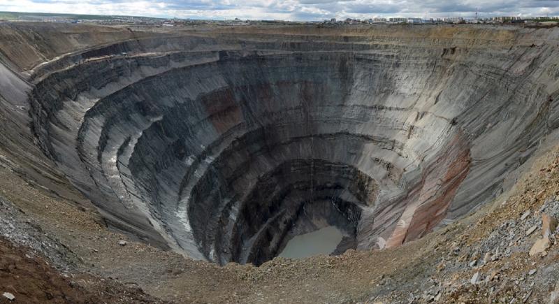 «АЛРОСА» планирует восстановить разрушенный рудник в Якутии