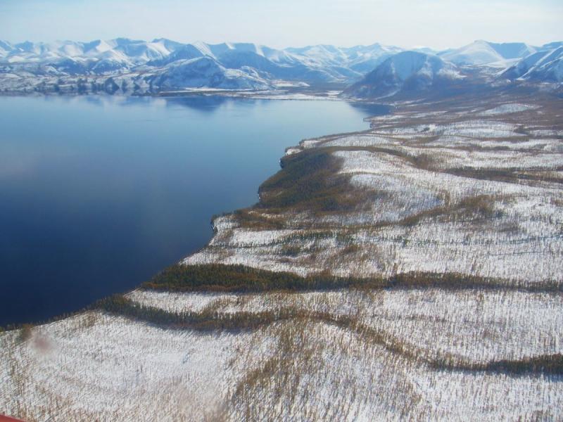 Золотодобытчик перекрыл реку Токко в Якутии