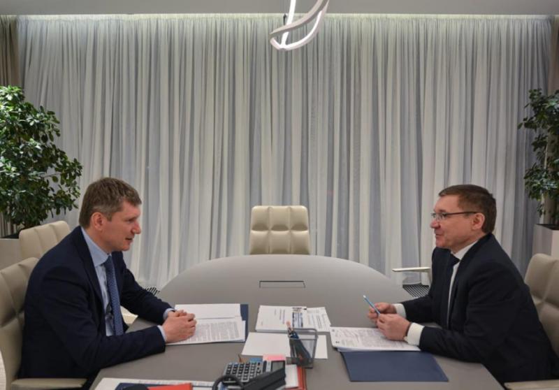Владимир Якушев в Москве встретился с министром экономразвития РФ