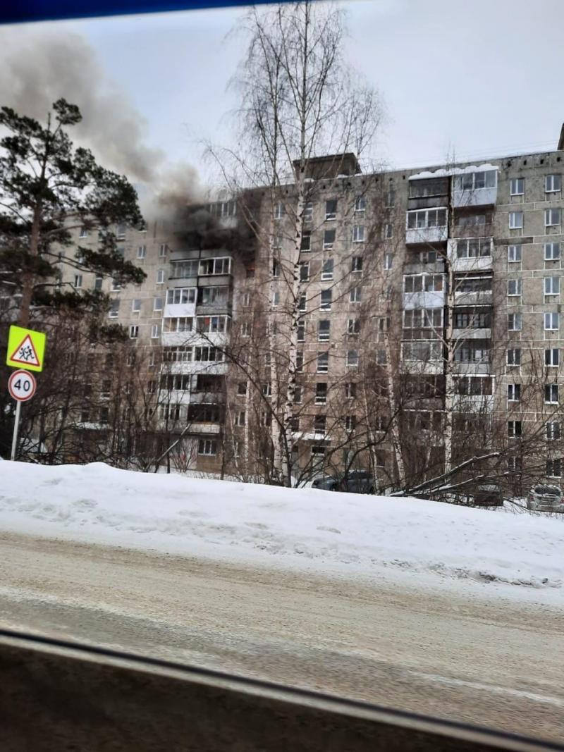 После пожара в Березовском троих человек госпитализировали