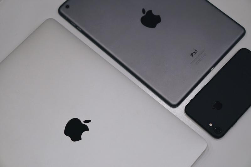 Apple выпустила обновления для iPhone и iPad