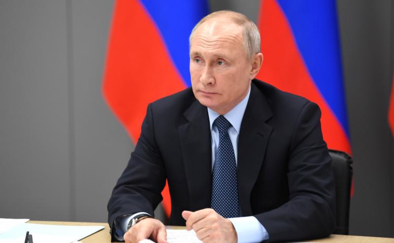 Путин подписал два законопроекта