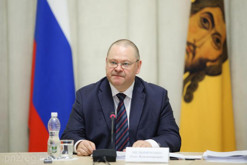 Мельниченко пообещал увольнять заподозренных в коррупции чиновников