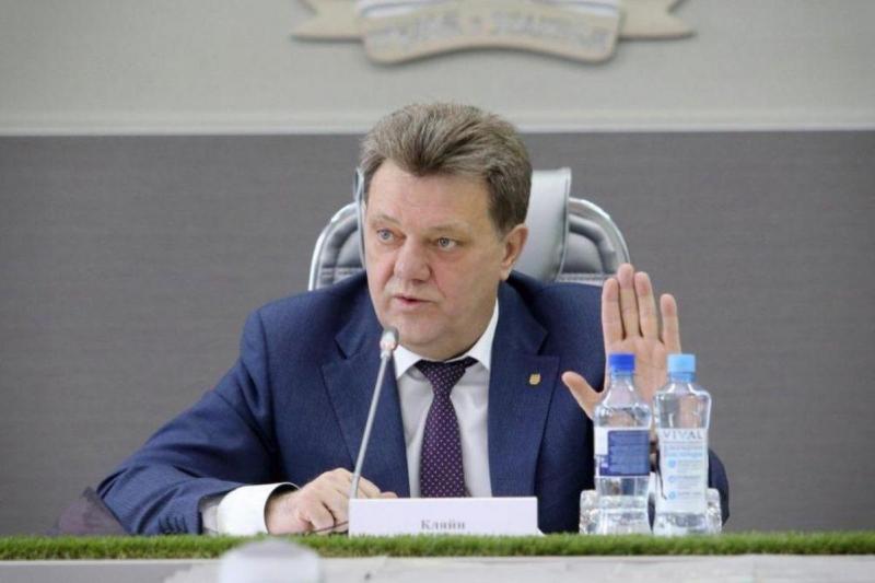 В Томске началось первое заседание суда над мэром Иваном Кляйном