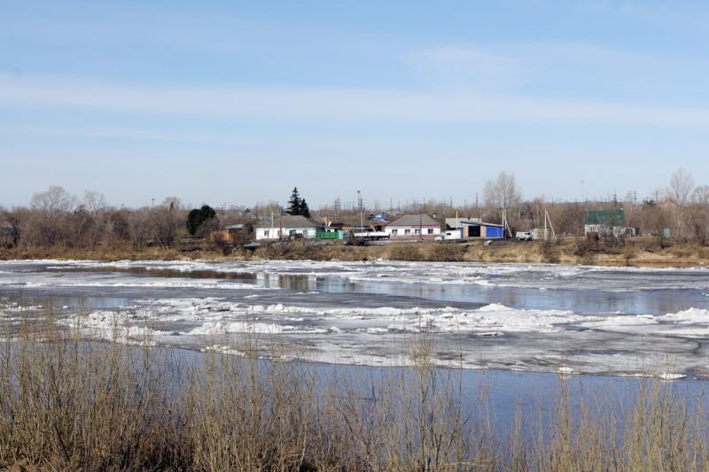 Вода в Томи в Новокузнецке продолжает подниматься