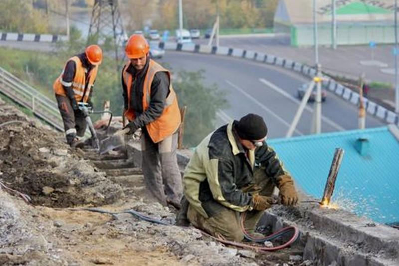 Всего в этом  году в Иркутске отремонтируют 17 дорожных участков