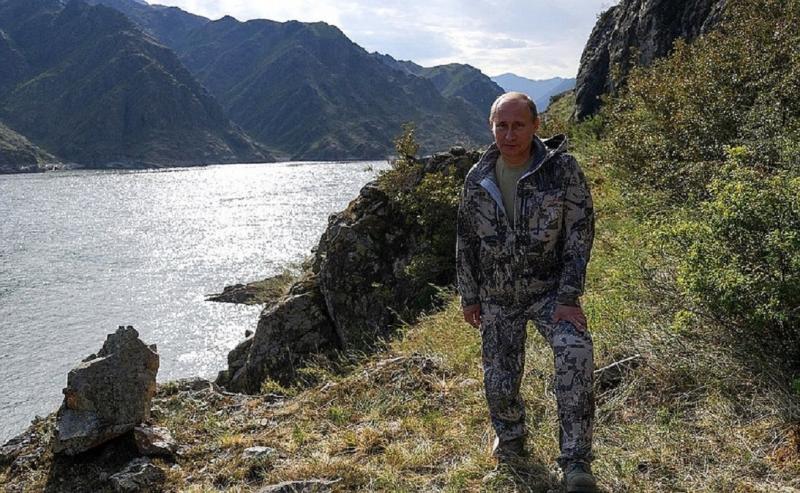 Владимир Путин на природе
