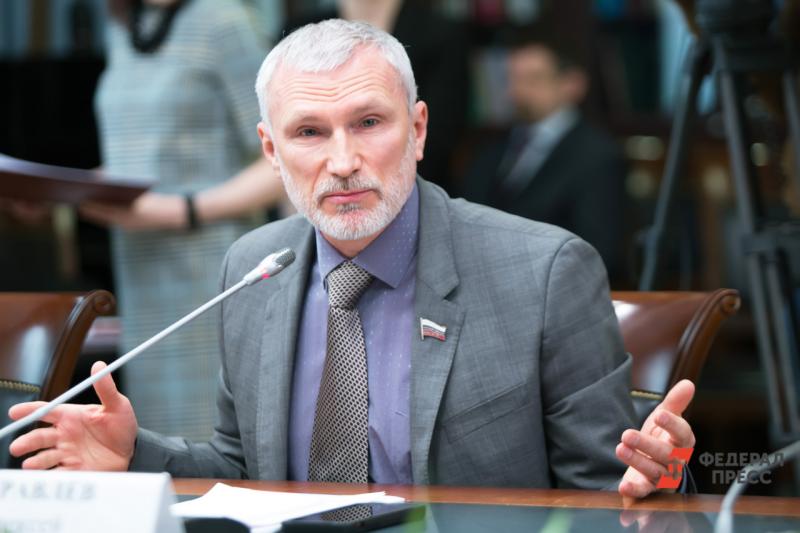 Алексей Журавлев заявил о том, что права хозяев и гостей не могут быть равными