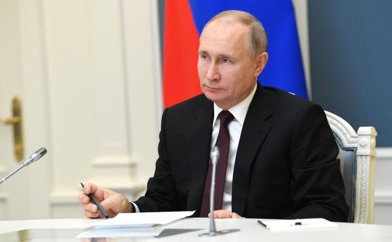 Владимир Путин выступил с посланием Федеральному собранию 21 апреля