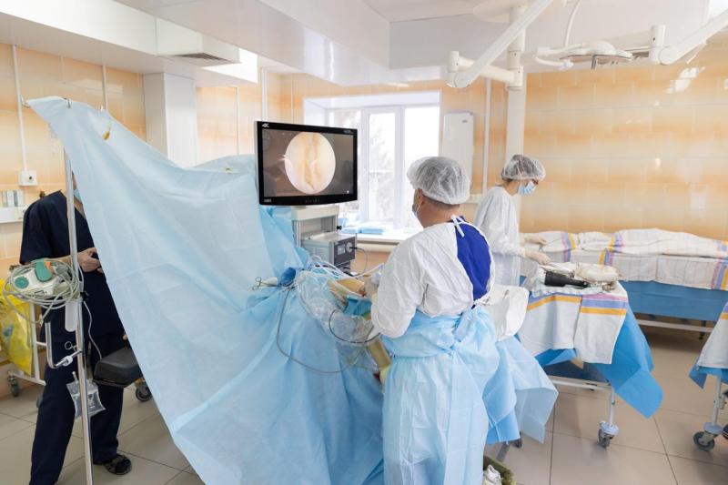 Артроскоп позволит подробно рассмотреть суставы пациентов