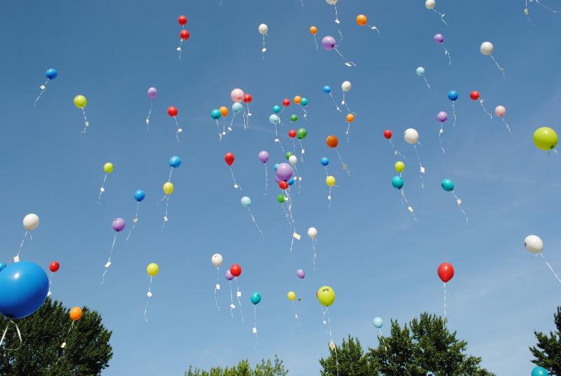 В память о погибших в Казани кемеровчане запустят воздушные шары