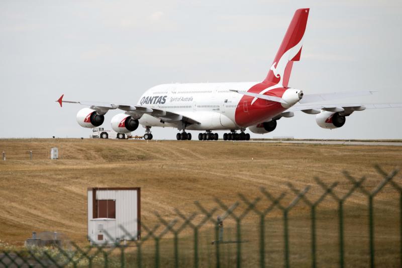 Qantas запускает рейс «на Луну»