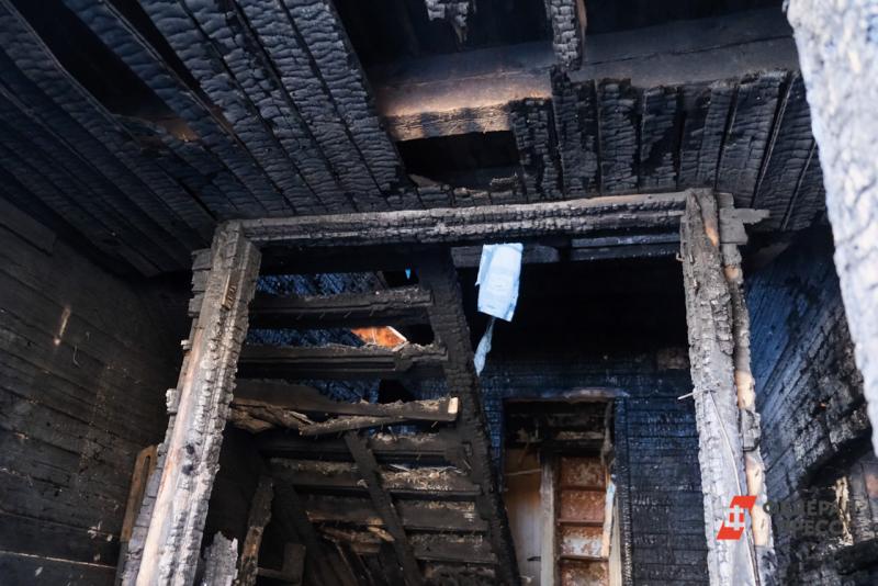 Пожар в садах Екатеринбурга сделал бездомными несколько семей