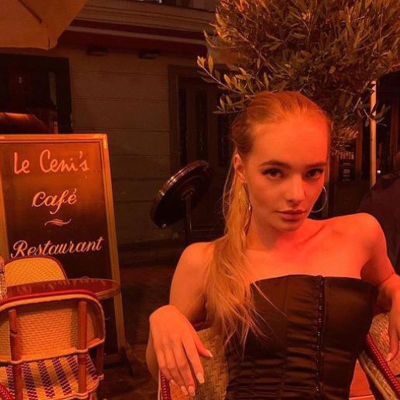 Лиза Пескова