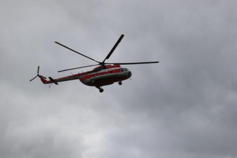 Три вертолета направлены к месту автоаварии в Лесной