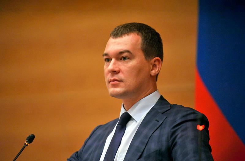 Михаил Дегтярев считается фаворитом выборов из-за слабости оппонентов.