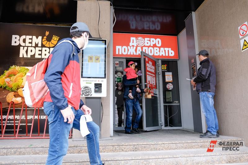 Пять торговых центров в Томске проверяют после писем о минировании