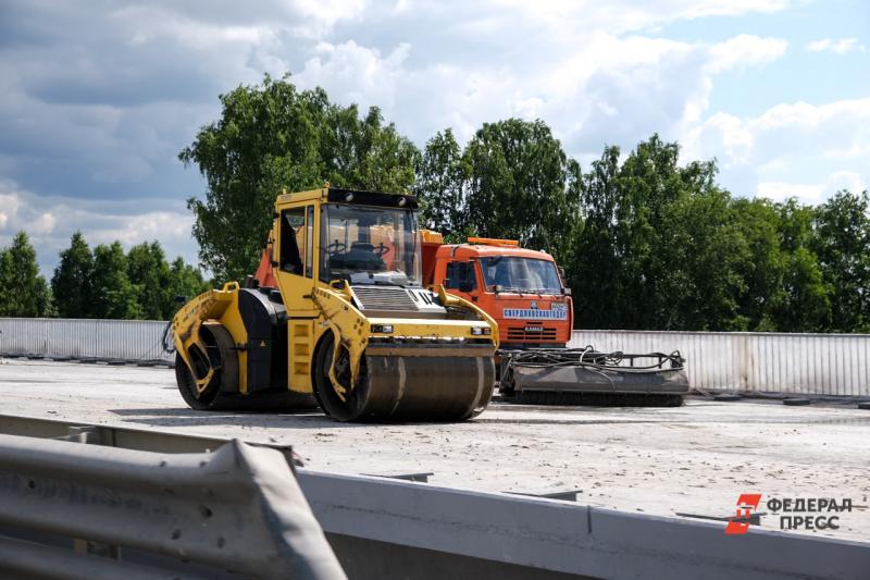 В Иркутске восстанавливают дороги после аварийных ремонтов теплосетей