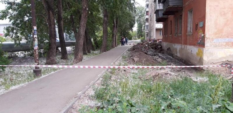 Дом в Челябинска признали аварийным и решили снести после обрушения стены