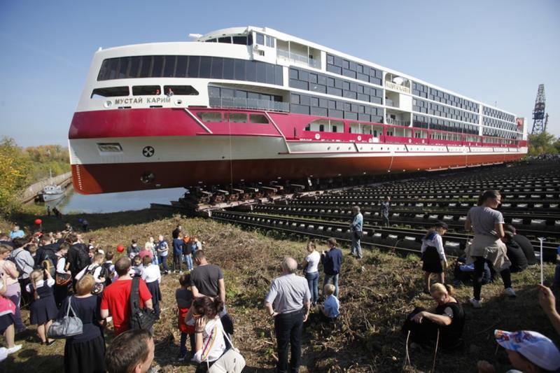 Круизный лайнер «Мустай Карим» сошел в 2020 году со стапелей завода «Красное Сормово» в Нижнем Новгороде