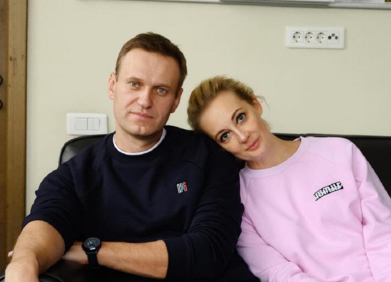 2 февраля 2021 года суд Москвы приговорил Навального к 3,5 годам колонии