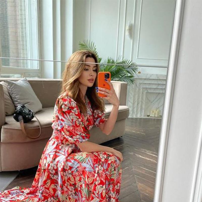 Анна Заворотнюк