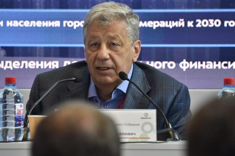 Чернецкий выразил опасения по поводу переизбытка жилья в Екатеринбурге