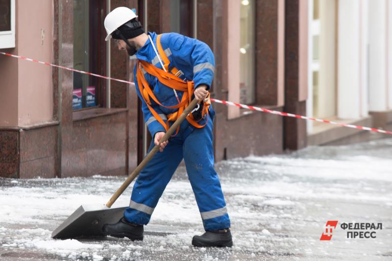 В Кузбассе чиновники не выплатили подрядчику деньги за уборку улиц