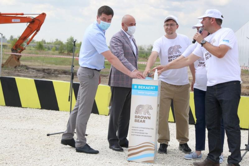 Старт строительству новой линии дал губернатор Игорь Артамонов