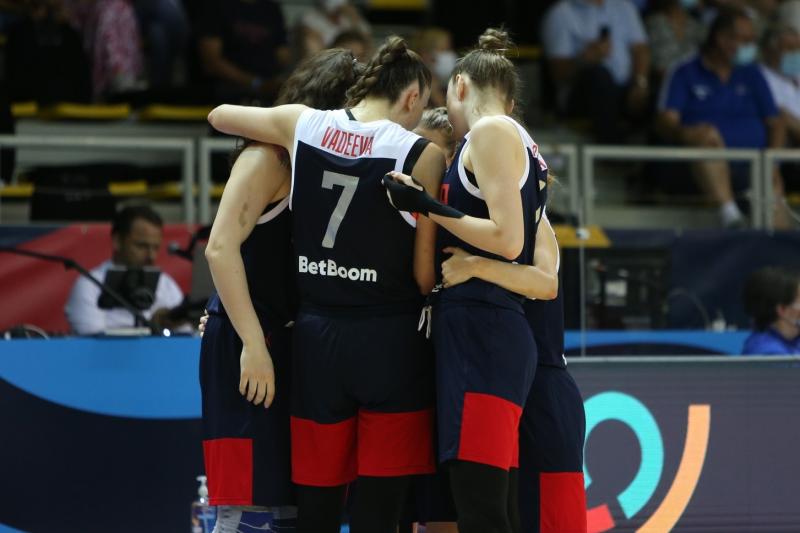 Женская сборная России по баскетболу завоевала серебро