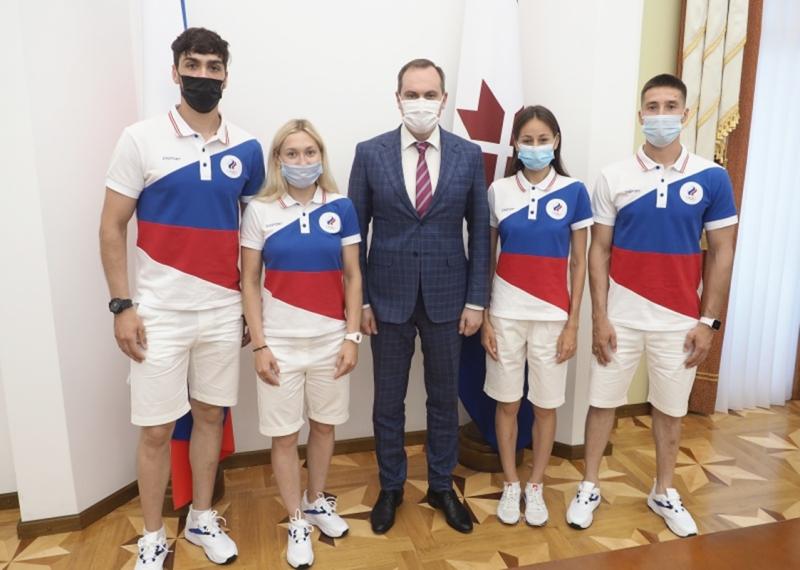Врио главы республики Артем Здунов встретился с участниками XXXII летних Олимпийских игр