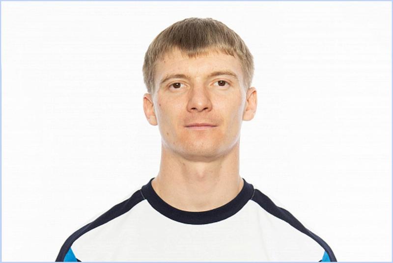 Роман Тарасов тренируется в областной спортивной школе олимпийского резерва