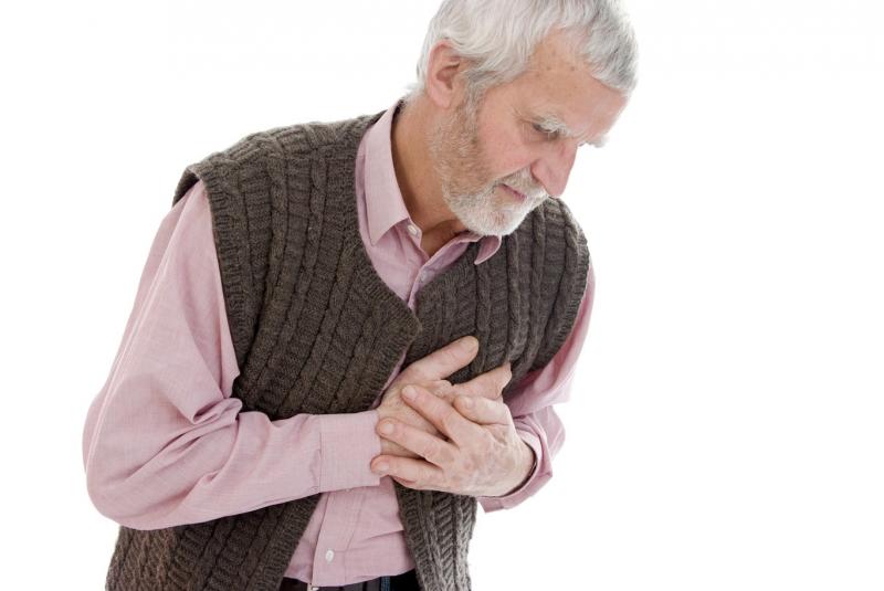 Кардиолог рассказал, что боль в спине может быть сигналом инфаркта миокарда