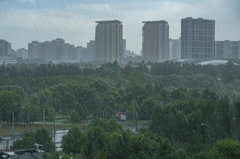 На Москву надвигается сильнейший ливень