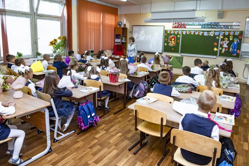 Общешкольные линейки на 1 сентября будут отменены в Нижегородской области