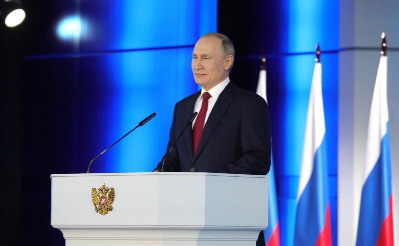 Владимир Путин согласился учредить в стране День отца