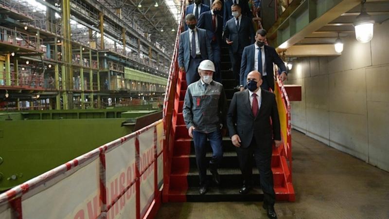 Российский премьер приезжал на завод в июле