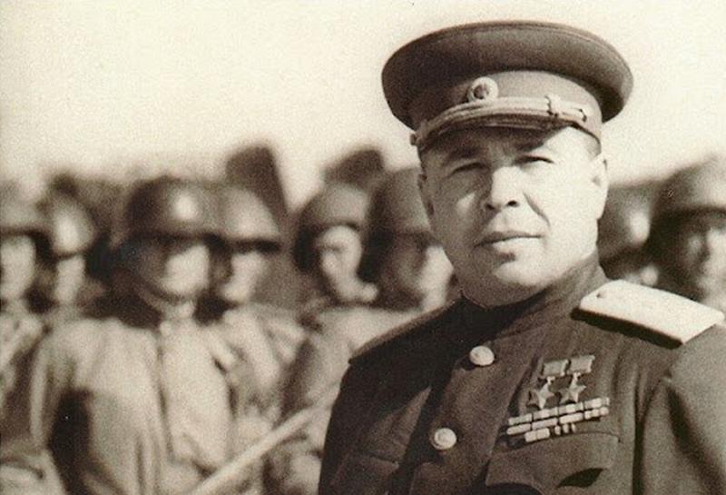 Дважды Герой Советского Союза Афанасий Павлантьевич Белобородов