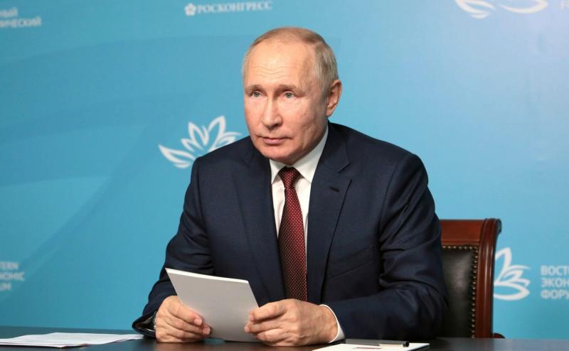 Путин заявил, что мер поддержки детей в РФ пока недостаточно