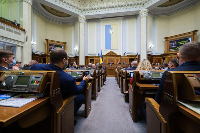 Законопроект поддержали 279 парламентариев при необходимом минимуме в 226 голосов