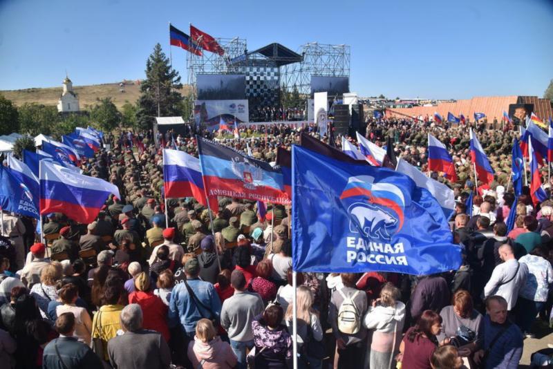 Андрей Турчак поучаствовал во всероссийском съезде «Защитников России»