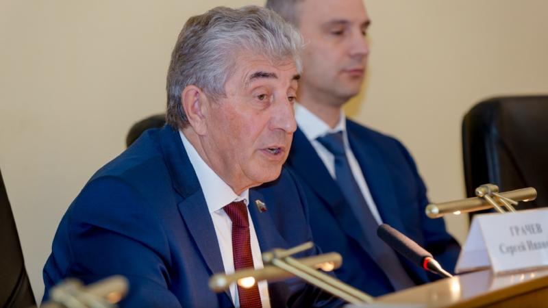Сергея Грачева в третий раз избрали спикером Заксобрания Оренбургской области