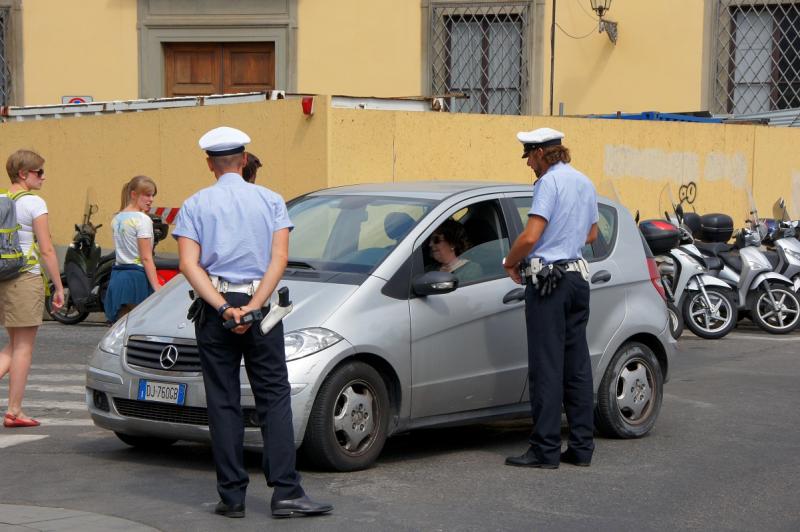 Итальянские полицейские задержали лидера ОПС «Уралмаш»