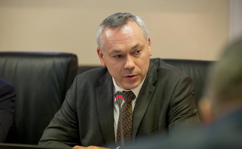 Новосибирский губернатор Андрей Травников назвал QR-коды разумной мерой
