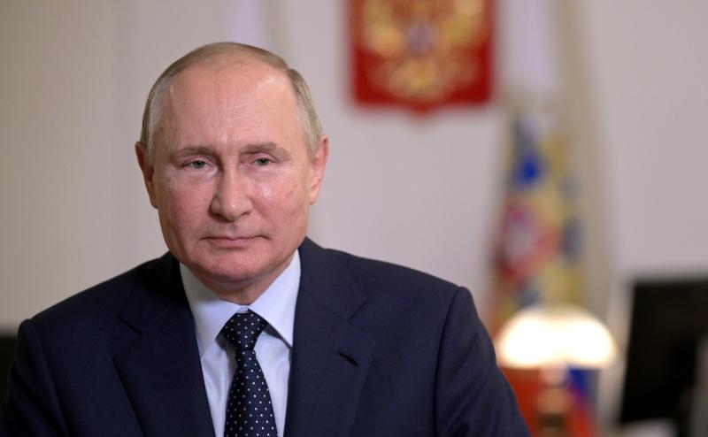 Путин пройдет ревакцинацию после рекомендаций медиков